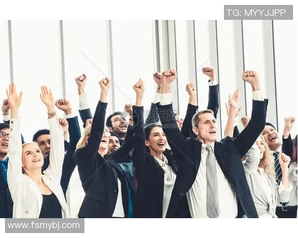 重庆攀岩队配合分析:技术与团队协作的深度对比研究 重庆攀岩队配合分析:技术与团队协作的深度对比研究